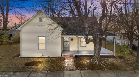 111 Miller St, Thomasville, NC 27360