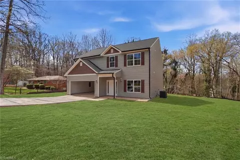 529 Dogwood Cir, High Point, NC 27260