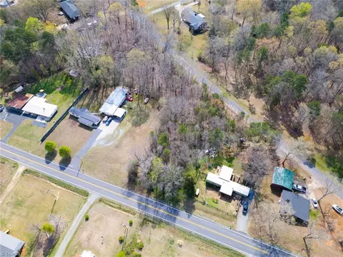 187 Eastside Dr, Denton, NC 27239 photo 6