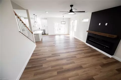 Living - 482 Carson Rd, Pilot Mountain, NC 27041 photo 2 of 8