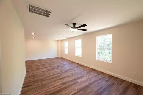 Living - 482 Carson Rd, Pilot Mountain, NC 27041 photo 7 of 8