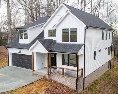 Exterior - 482 Carson Rd, Pilot Mountain, NC 27041 photo 2 of 3
