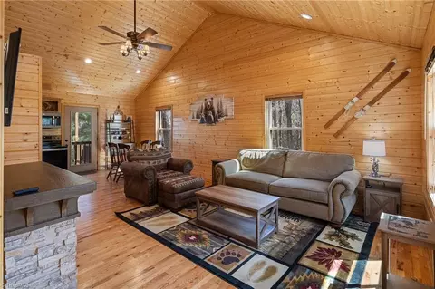 128 Deer Antler Dr, Purlear, NC 28665