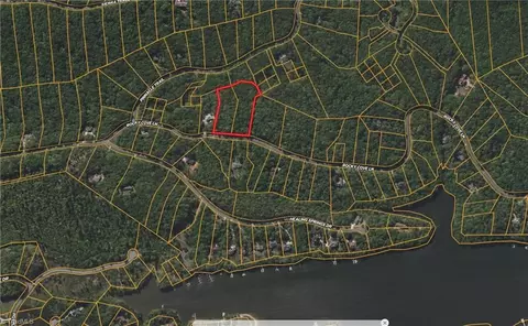 367 Rocky Cove Ln, Denton, NC 27239