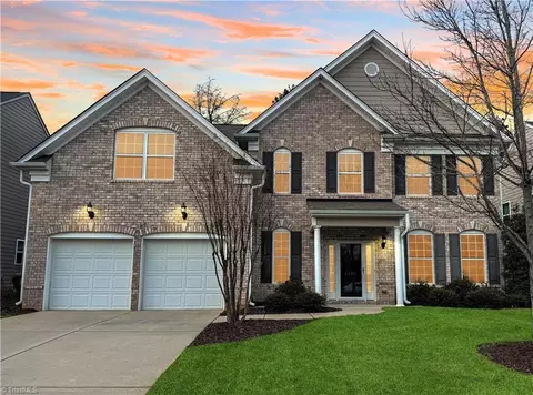 4423 Saddlewood Club Dr, High Point, NC 27265
