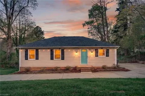 1501 Pebblebrook Rd, Winston Salem, NC 27105