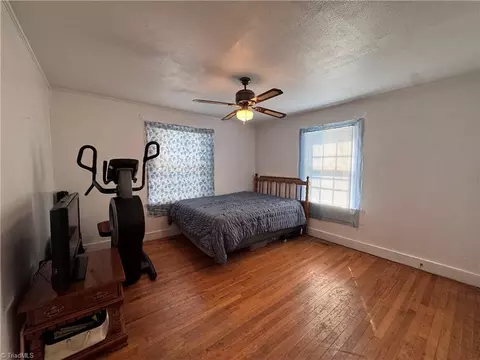 Bedroom - 1611 Pine St E, Mount Airy, NC 27030 photo 4 of 4