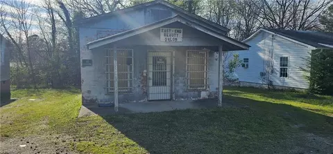 106 Tremont St, Thomasville, NC 27360