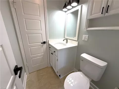 Bath - 507 Bethany Ford Rd, North Wilkesboro, NC 28659 photo 1 of 2