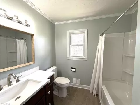 Bath - 507 Bethany Ford Rd, North Wilkesboro, NC 28659 photo 2 of 2