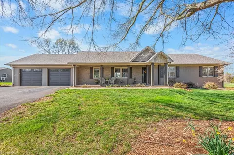 1358 Armstrong Rd, Jonesville, NC 28642