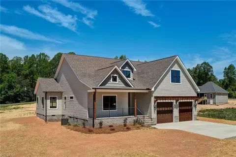 1375 Purcell Rd, Reidsville, NC 27320