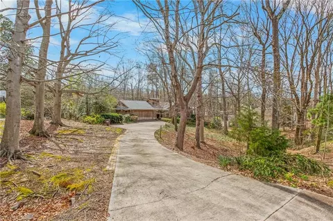 Exterior - 1007 Wickliff Ave, High Point, NC 27262 photo 3 of 11