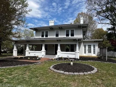 303 Swannanoa Ave E, Liberty, NC 27298