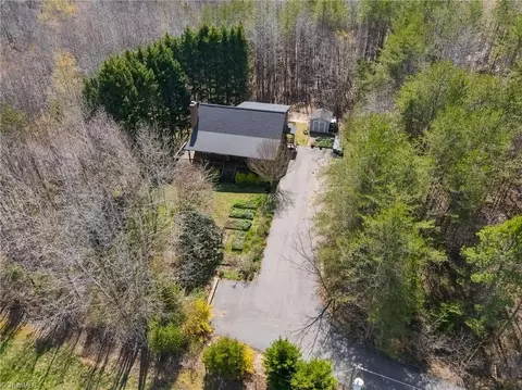 2455 Beroth Rd, Pfafftown, NC 27040 photo 3