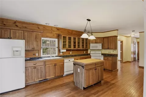 2455 Beroth Rd, Pfafftown, NC 27040 photo 12