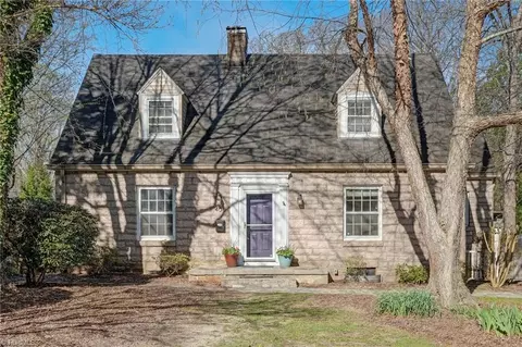 406 Westdale Pl, Greensboro, NC 27403