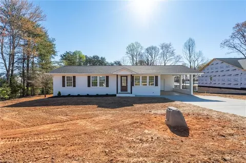 1713 Gideon Grove Church Rd, Stokesdale, NC 27357