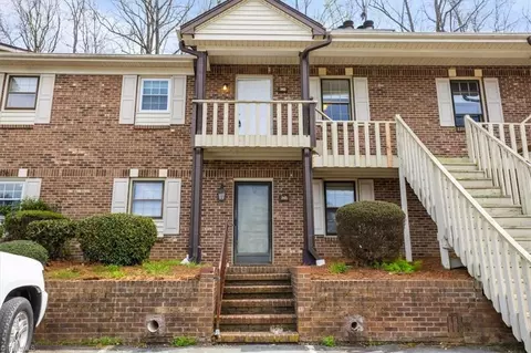 245 Olde Vineyard Ct, Winston Salem, NC 27104