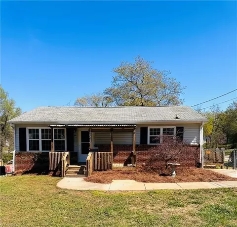2849 Cockerham St, Winston Salem, NC 27127