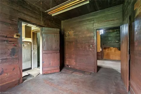 Other - 606 Springfield Rd E, High Point, NC 27263 photo 4 of 8