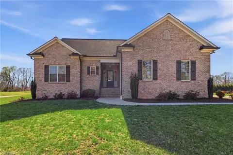 8101 Joseph Weston Ct, Greensboro, NC 27455