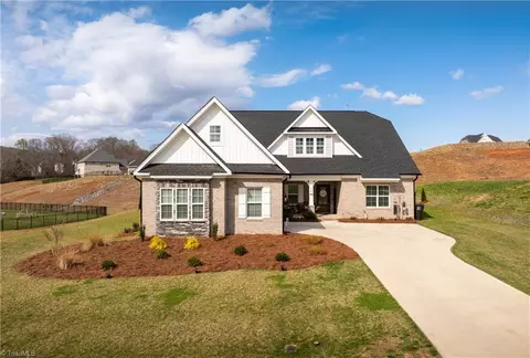 317 Grandworth Way, King, NC 27021