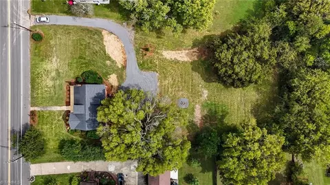 View/Area - 1308 Meadow Rd, Eden, NC 27288 photo 1 of 4