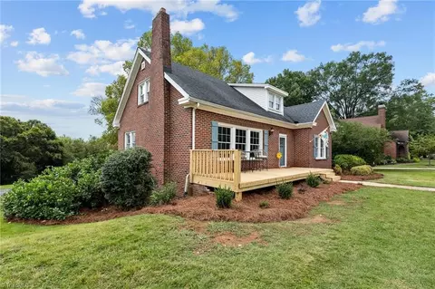 Exterior - 1308 Meadow Rd, Eden, NC 27288 photo 6 of 6
