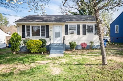 1447 Bretton St, Winston Salem, NC 27107