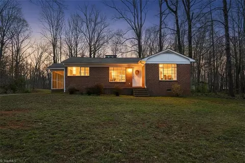 Exterior - 945 Dan Valley Rd, Madison, NC 27025 photo 2 of 6