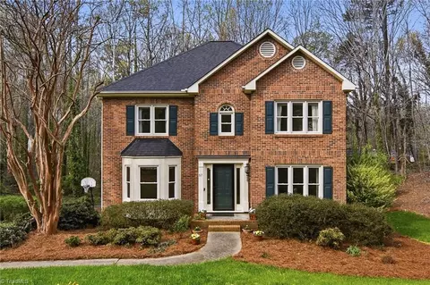97 Shadylawn Dr, Winston Salem, NC 27104