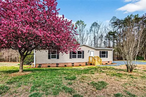6264 Evening Shade Rd, Troy, NC 27371