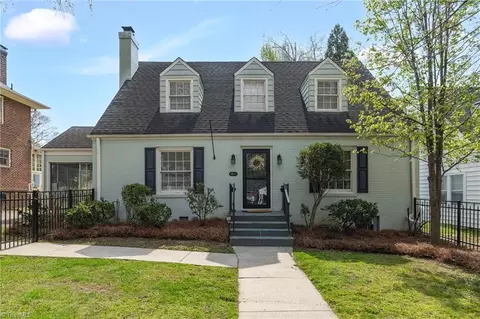1811 Friendly Ave W, Greensboro, NC 27403