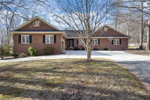 4638 Gilmore Dr, Liberty, NC 27298