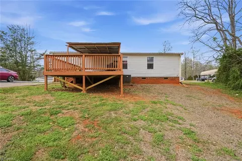 2862 Eagle Point Dr, Trinity, NC 27370 photo 24