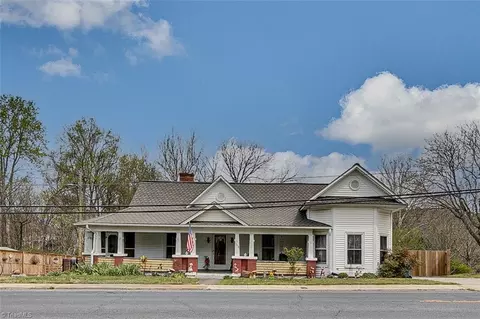 303 Coleridge Rd, Ramseur, NC 27316