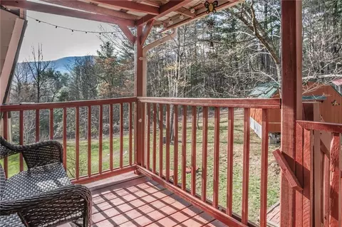 Exterior - 6414 Summit Rd, Purlear, NC 28665 photo 14 of 18