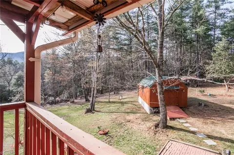 Exterior - 6414 Summit Rd, Purlear, NC 28665 photo 16 of 18