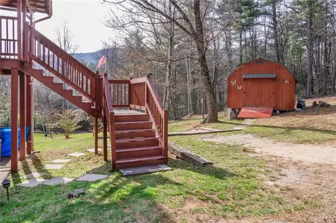 Exterior - 6414 Summit Rd, Purlear, NC 28665 photo 17 of 18