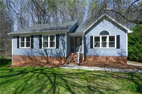 3310 Dawn Ridge Ct, Greensboro, NC 27410