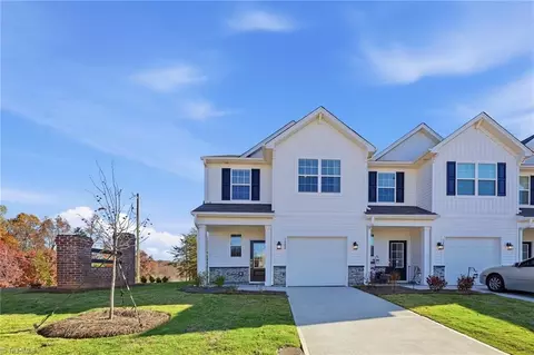 1802 Pheasant Trace Cir, Kernersville, NC 27284
