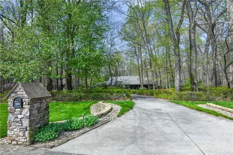 5405 Old Brandt Trce, Greensboro, NC 27455