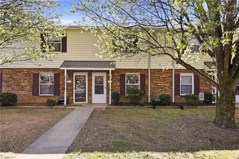 640 Cedarbrook Ct, Lewisville, NC 27023