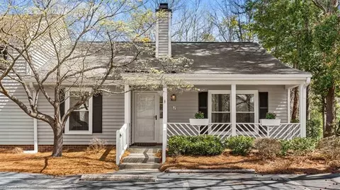 2 Appletree Ln, Greensboro, NC 27455