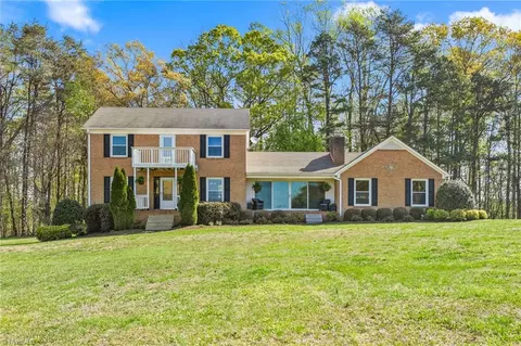 4428 Cedar Cliff Rd, Graham, NC 27253