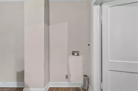 Entry Way - 210 Morgan Pl, High Point, NC 27260 photo 7 of 10