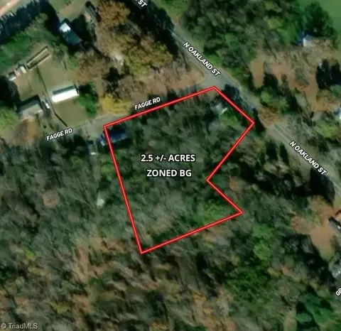 130 Vintage Rd, Eden, NC 27288