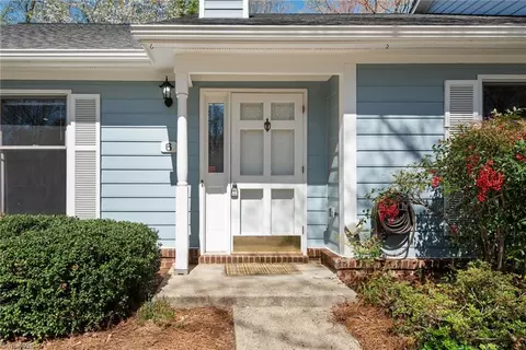 6 Brighton Pl, Greensboro, NC 27410