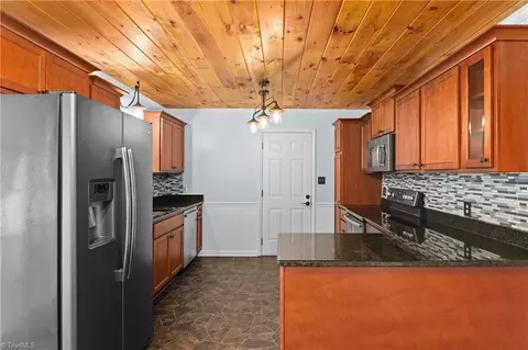 Kitchen - 3954 Evergreen Dr, Trinity, NC 27370 photo 2 of 6